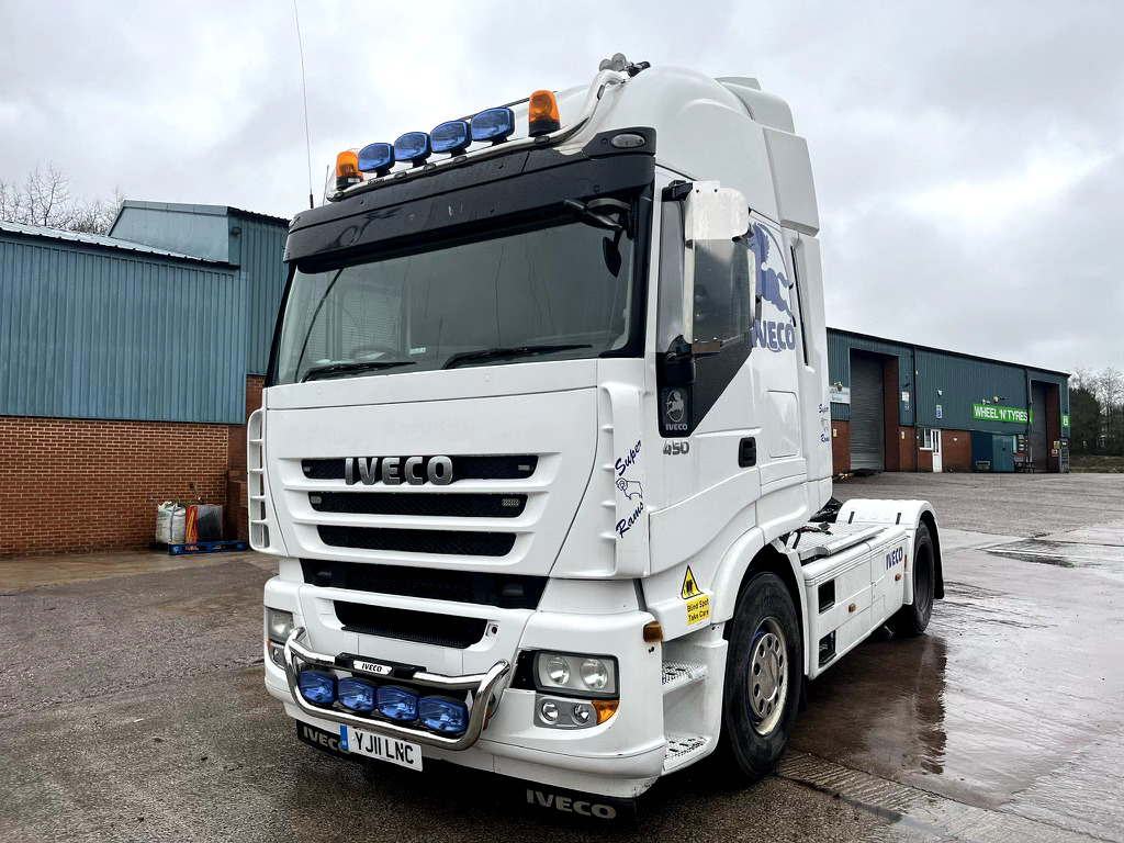 Iveco Stralis 450 4x2 - Tracteur routier: photos 1 Iveco Stralis 450 4x2 - Tracteur routier: photos 1