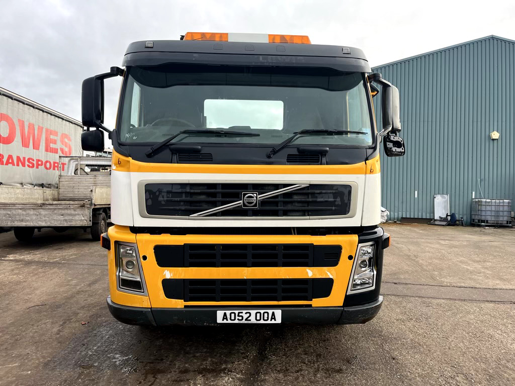 VOLVO FM9 260 6X2 - Châssis cabine: photos 4 VOLVO FM9 260 6X2 - Châssis cabine: photos 4