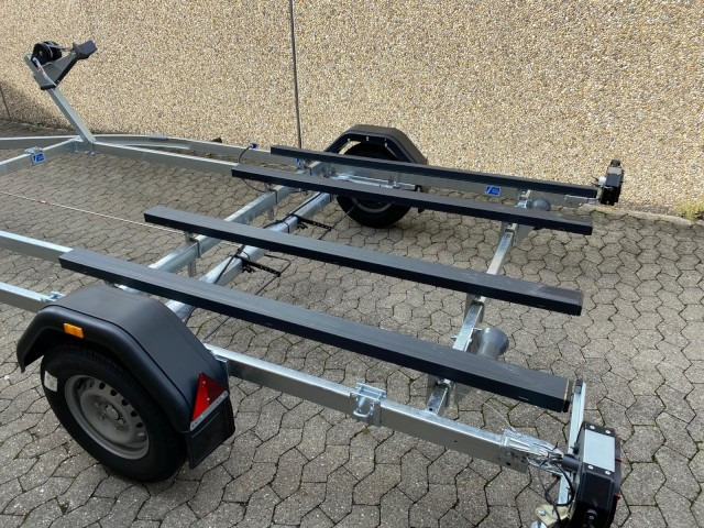 Brenderup Doppel Jetski Premium PWC21200B RAX , 1,2 to., 3,8m - Remorque bateau: photos 4 Brenderup Doppel Jetski Premium PWC21200B RAX , 1,2 to., 3,8m - Remorque bateau: photos 4
