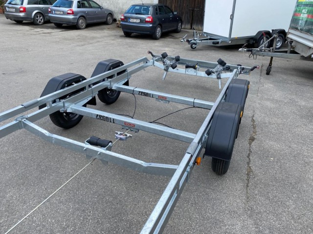 Brenderup Premium Bootsanhänger 242000TB SR mit Superrollen, 2,0 to. 7,2m/ 24 Fuß - Remorque bateau: photos 4 Brenderup Premium Bootsanhänger 242000TB SR mit Superrollen, 2,0 to. 7,2m/ 24 Fuß - Remorque bateau: photos 4