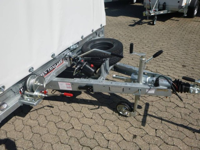 Brian James Cargo Connect Universalanhänger mit Hochplane 476-5522-35-3-10, 5500 x 2290 x 300 mm, 3,5 to., 10 Zoll - Remorque voiture: photos 2 Brian James Cargo Connect Universalanhänger mit Hochplane 476-5522-35-3-10, 5500 x 2290 x 300 mm, 3,5 to., 10 Zoll - Remorque voiture: photos 2