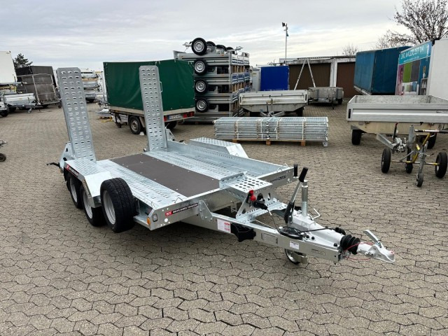 Brian James Cargo Digger Plant 2 Baumaschinenanhänger 543-3217-35-2-12 , 3200 x 1700 mm, 3,5 to. - Remorque porte engin: photos 1 Brian James Cargo Digger Plant 2 Baumaschinenanhänger 543-3217-35-2-12 , 3200 x 1700 mm, 3,5 to. - Remorque porte engin: photos 1