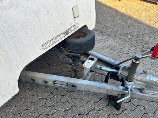 Brian James Race Shuttle 5500 x 2200 mm, 3,5 to. 3-achser - Remorque porte-voitures: photos 2 Brian James Race Shuttle 5500 x 2200 mm, 3,5 to. 3-achser - Remorque porte-voitures: photos 2