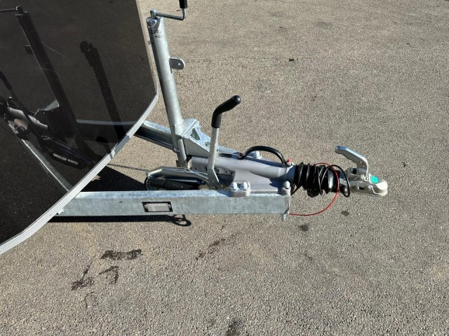 Cheval Liberte Debon Roadster 1000 Sandwich 3500 kg, 100 km/h, 495x200x202cm - Remorque fourgon: photos 3 Cheval Liberte Debon Roadster 1000 Sandwich 3500 kg, 100 km/h, 495x200x202cm - Remorque fourgon: photos 3