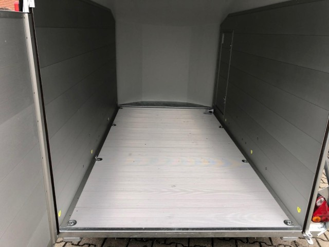 Remorque fourgon neuf Cheval Liberte Debon Roadster 700 Alu +​ Türe 2600 kg, 100 km/h, 375x180x202cm: photos 12