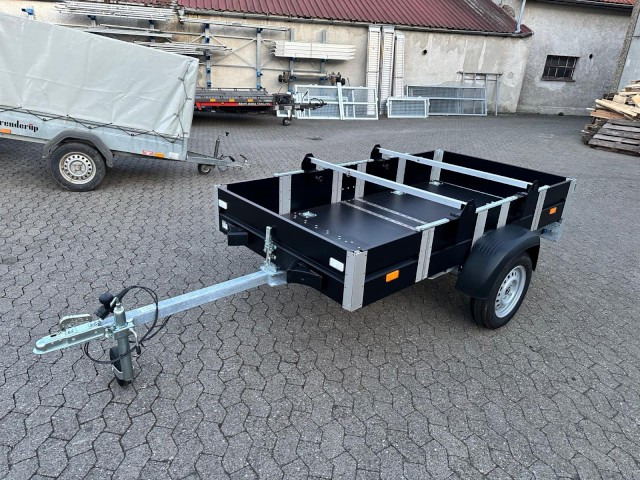 Faltos Blackline mit Fahrradträger, 750 kg, 2420 x 1420 x 300 mm - Remorque voiture: photos 1 Faltos Blackline mit Fahrradträger, 750 kg, 2420 x 1420 x 300 mm - Remorque voiture: photos 1