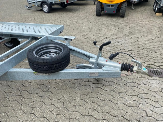 Gala BGG Taurus 4530SL 4550 x 2050 mm, 3,0 to. ZG, 2-Achs - Remorque porte-voitures: photos 2 Gala BGG Taurus 4530SL 4550 x 2050 mm, 3,0 to. ZG, 2-Achs - Remorque porte-voitures: photos 2