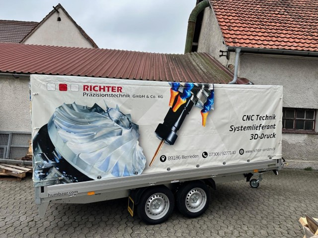 Humbaur Humbaur Plane mit Beschriftung im Digitaldruck - Remorque voiture: photos 3 Humbaur Humbaur Plane mit Beschriftung im Digitaldruck - Remorque voiture: photos 3