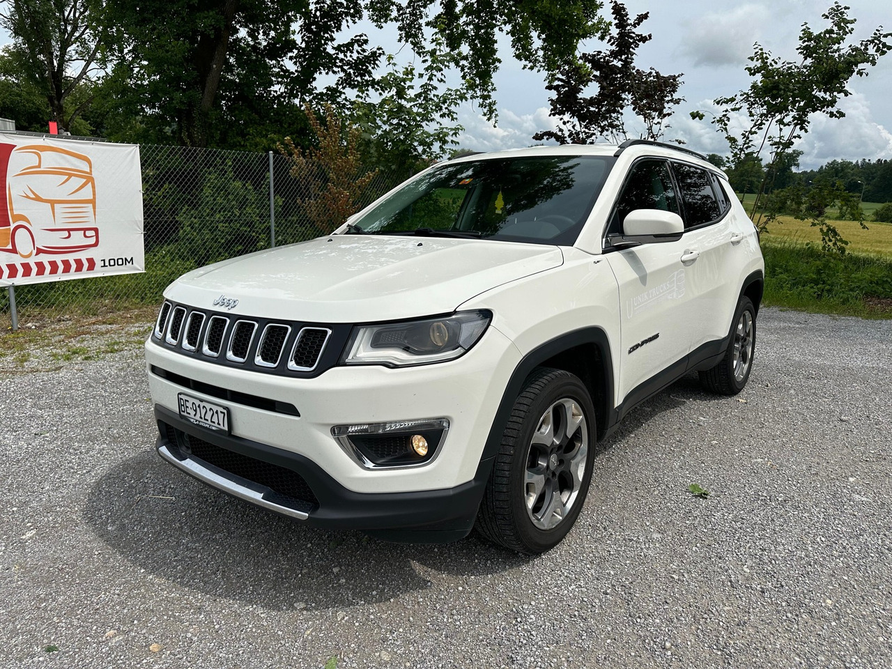 JEEP - SUV: photos 1 JEEP - SUV: photos 1