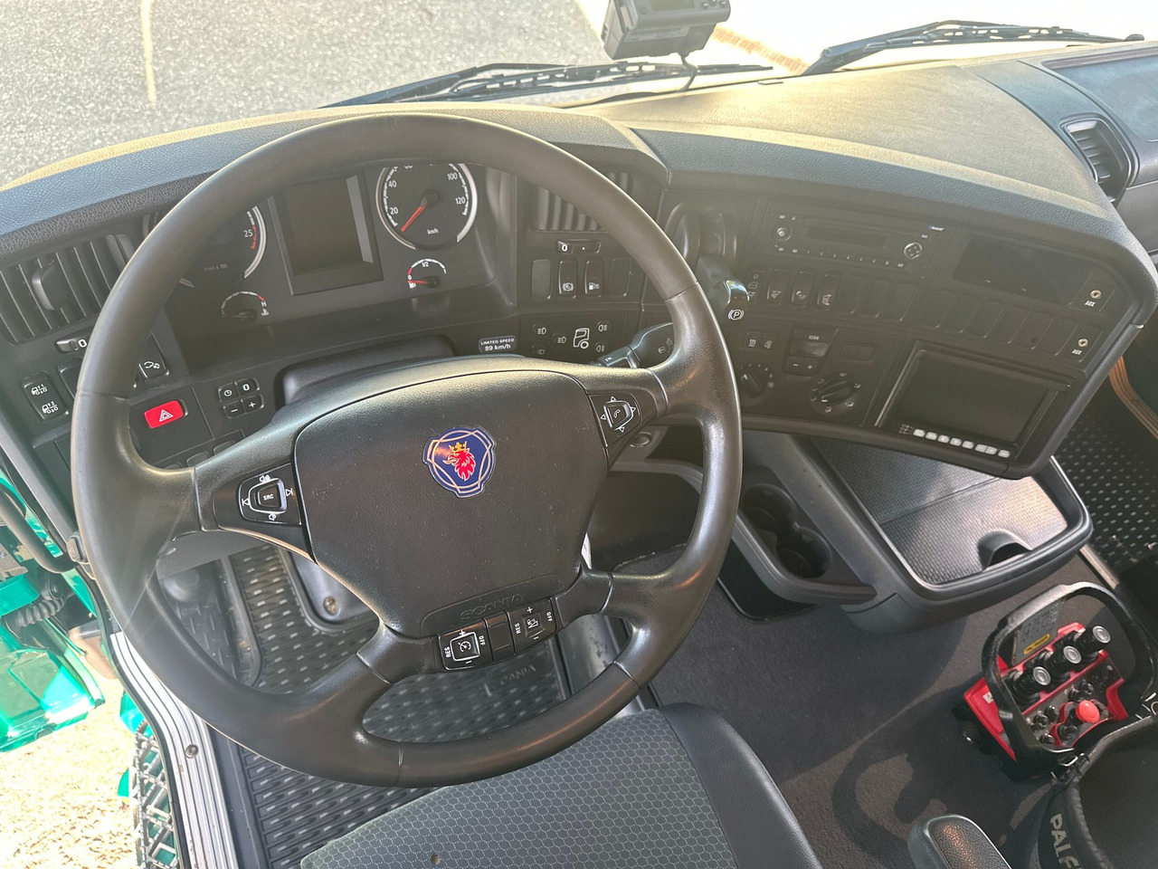SCANIA R 480 6x2 Palfinger 16502 - Camion plateau, Camion grue: photos 4 SCANIA R 480 6x2 Palfinger 16502 - Camion plateau, Camion grue: photos 4