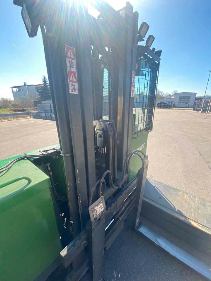 Combilift C 4000 STE - Chariot latéral: photos 4 Combilift C 4000 STE - Chariot latéral: photos 4