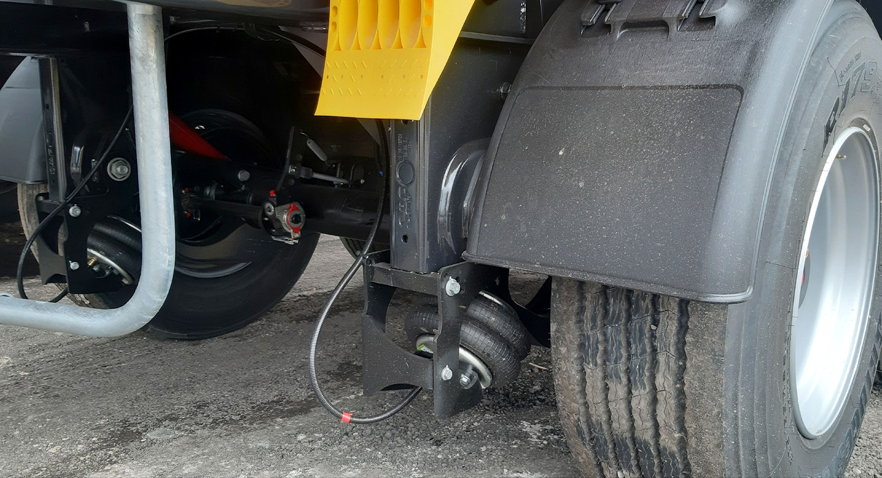 MEILLER MZDA 1822 M / Y / ZVEDACÍ NÁPRAVA * LIFTACHSE / PLACHTA * PLANE / WABCO SmartBoard - Remorque benne: photos 2 MEILLER MZDA 1822 M / Y / ZVEDACÍ NÁPRAVA * LIFTACHSE / PLACHTA * PLANE / WABCO SmartBoard - Remorque benne: photos 2