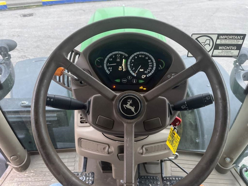 Tracteur agricole John Deere 6210 R AutoPower: photos 15 Tracteur agricole John Deere 6210 R AutoPower: photos 15