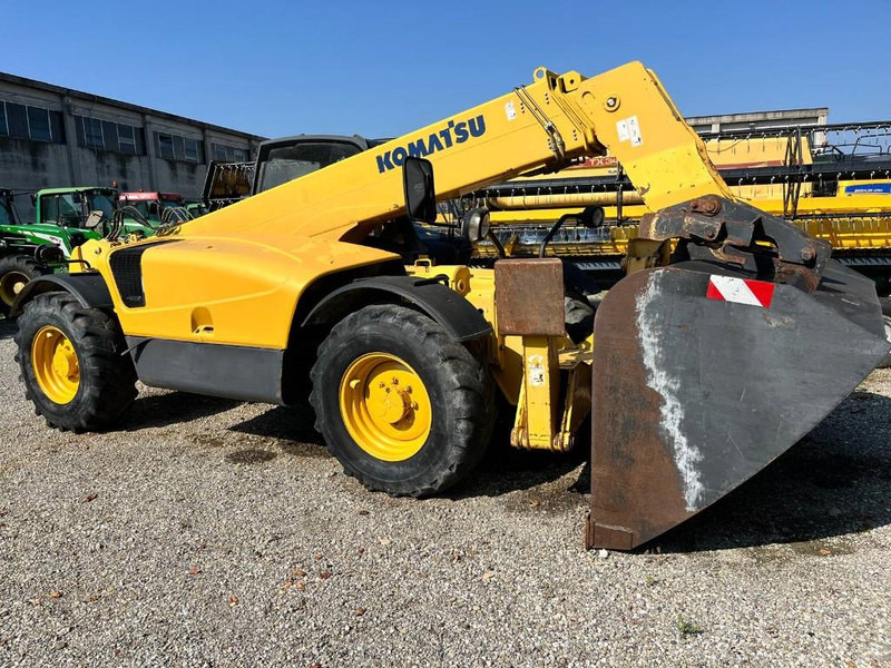 Komatsu WH 713 - Chariot télescopique: photos 1 Komatsu WH 713 - Chariot télescopique: photos 1