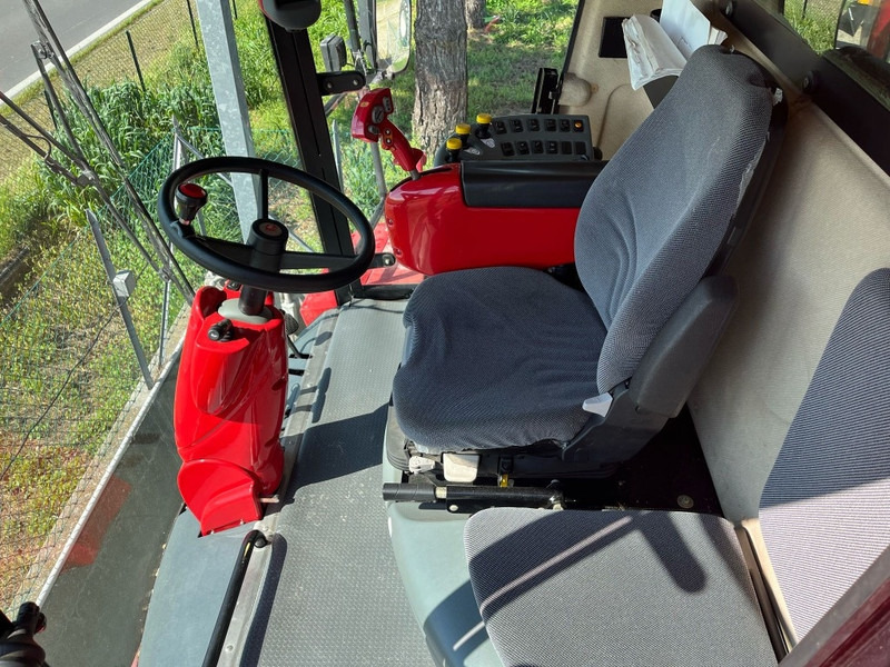 Laverda M 304 - Moissonneuse-batteuse: photos 5 Laverda M 304 - Moissonneuse-batteuse: photos 5