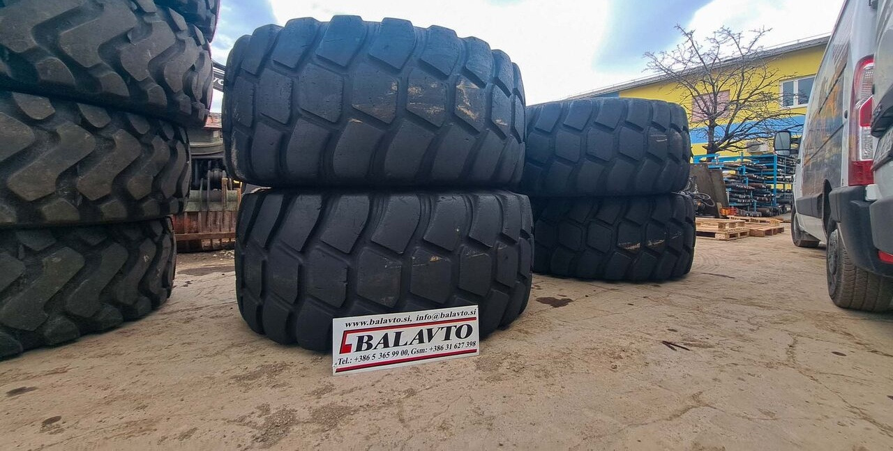 Bridgestone 29.5R25 - Pneu pour Chargeuse sur pneus: photos 3 Bridgestone 29.5R25 - Pneu pour Chargeuse sur pneus: photos 3