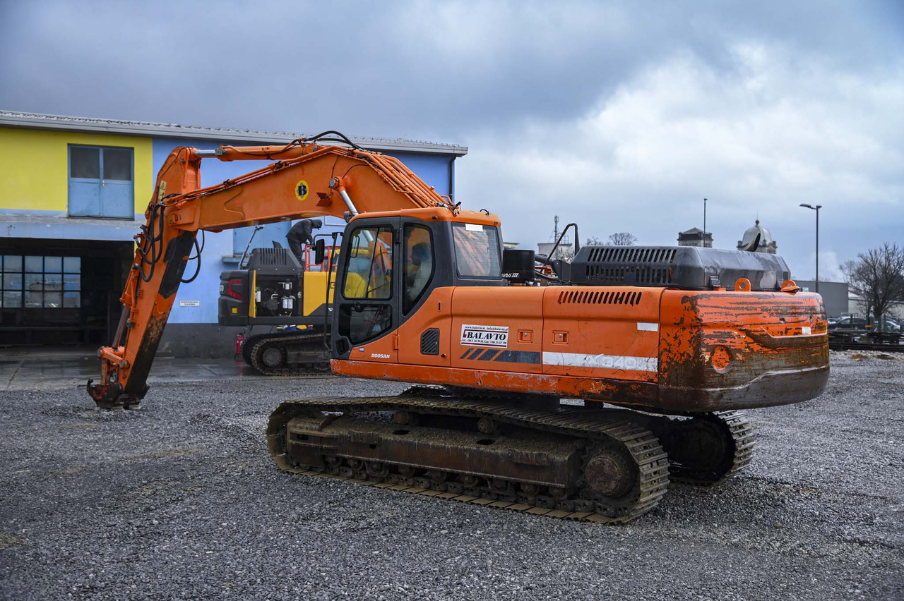 DOOSAN DX340LC - Pelle sur chenille: photos 4 DOOSAN DX340LC - Pelle sur chenille: photos 4
