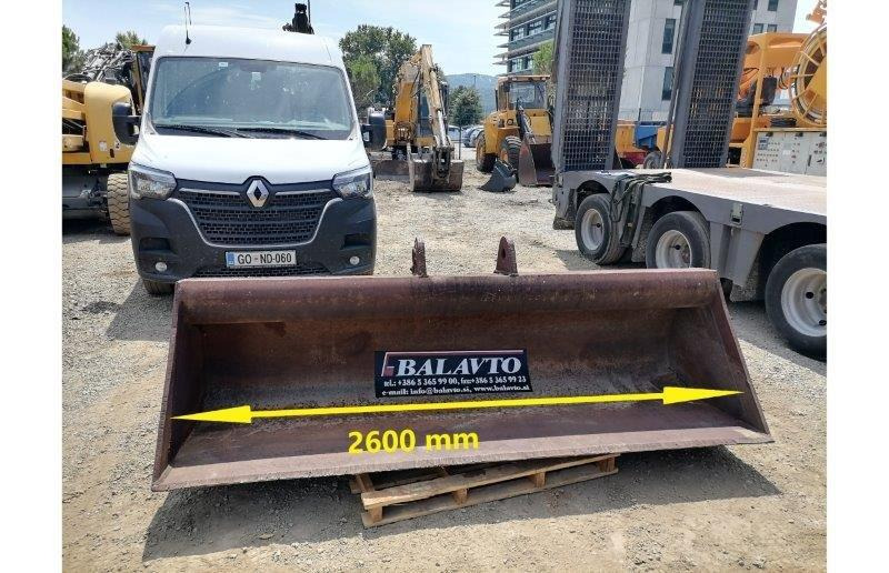 Ditch cleaning bucket 2600 mm S1 - Godet: photos 1 Ditch cleaning bucket 2600 mm S1 - Godet: photos 1