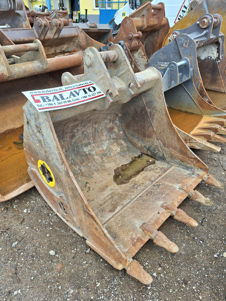 Int. equipment Verdun digging bucket 1000 mm - Godet pour pelle: photos 1 Int. equipment Verdun digging bucket 1000 mm - Godet pour pelle: photos 1