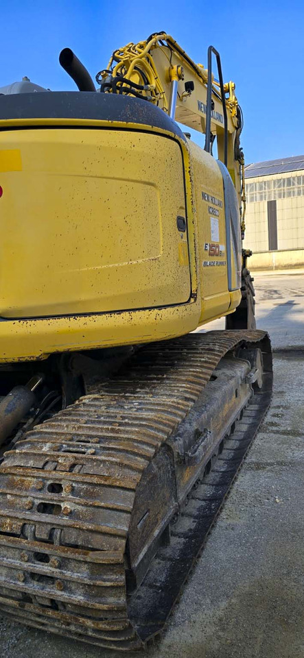 New Holland Kobelco E150BSR-2 Blade Runner - Pelle sur chenille: photos 5 New Holland Kobelco E150BSR-2 Blade Runner - Pelle sur chenille: photos 5