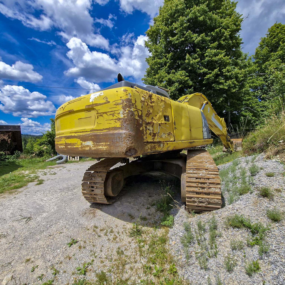 New Holland Kobelco E215 - Pelle sur chenille: photos 5 New Holland Kobelco E215 - Pelle sur chenille: photos 5