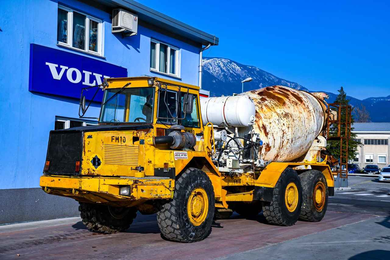 VOLVO A25C 6X6 - Camion malaxeur: photos 1 VOLVO A25C 6X6 - Camion malaxeur: photos 1
