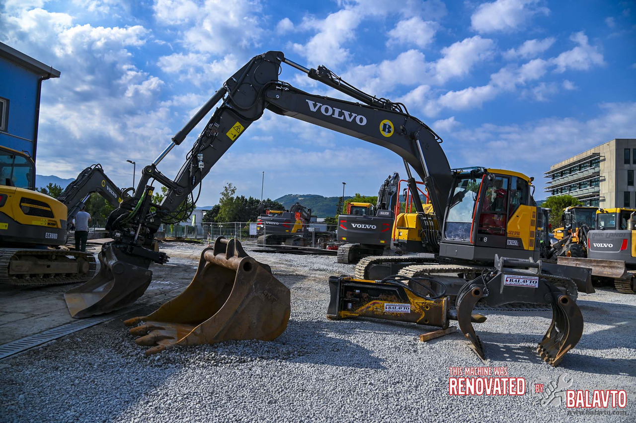VOLVO ECR235EL - Pelle sur chenille: photos 2 VOLVO ECR235EL - Pelle sur chenille: photos 2