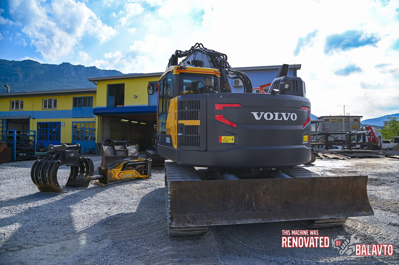 VOLVO ECR235EL - Pelle sur chenille: photos 5 VOLVO ECR235EL - Pelle sur chenille: photos 5