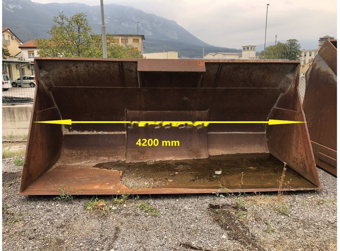 Verachtert loader bucket 4200 mm Volvo - Godet pour chargeur: photos 1 Verachtert loader bucket 4200 mm Volvo - Godet pour chargeur: photos 1