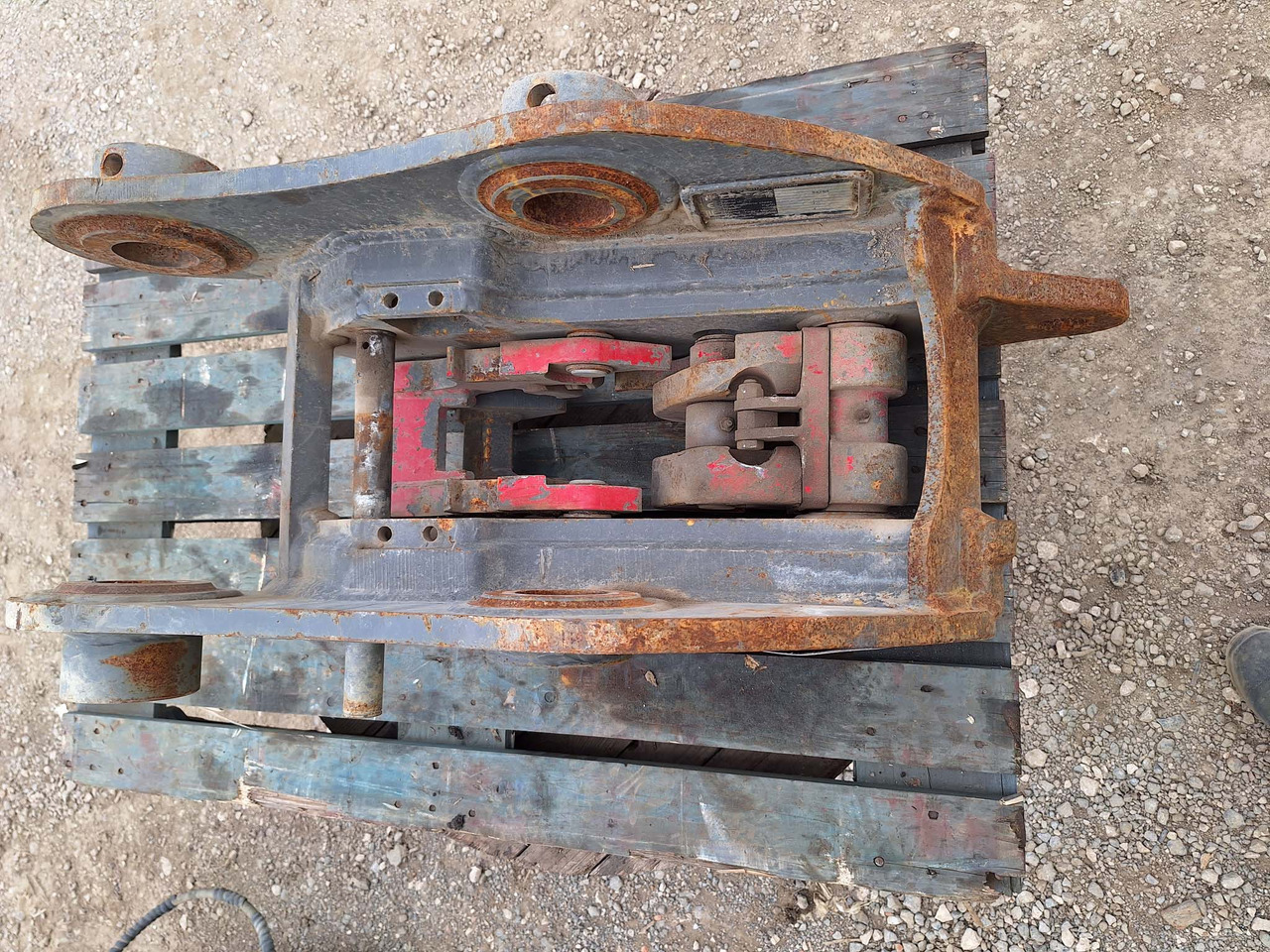 Attache rapide pour Engins de chantier Volvo 14709434   Volvo EC140, EW140, ECR145: photos 7