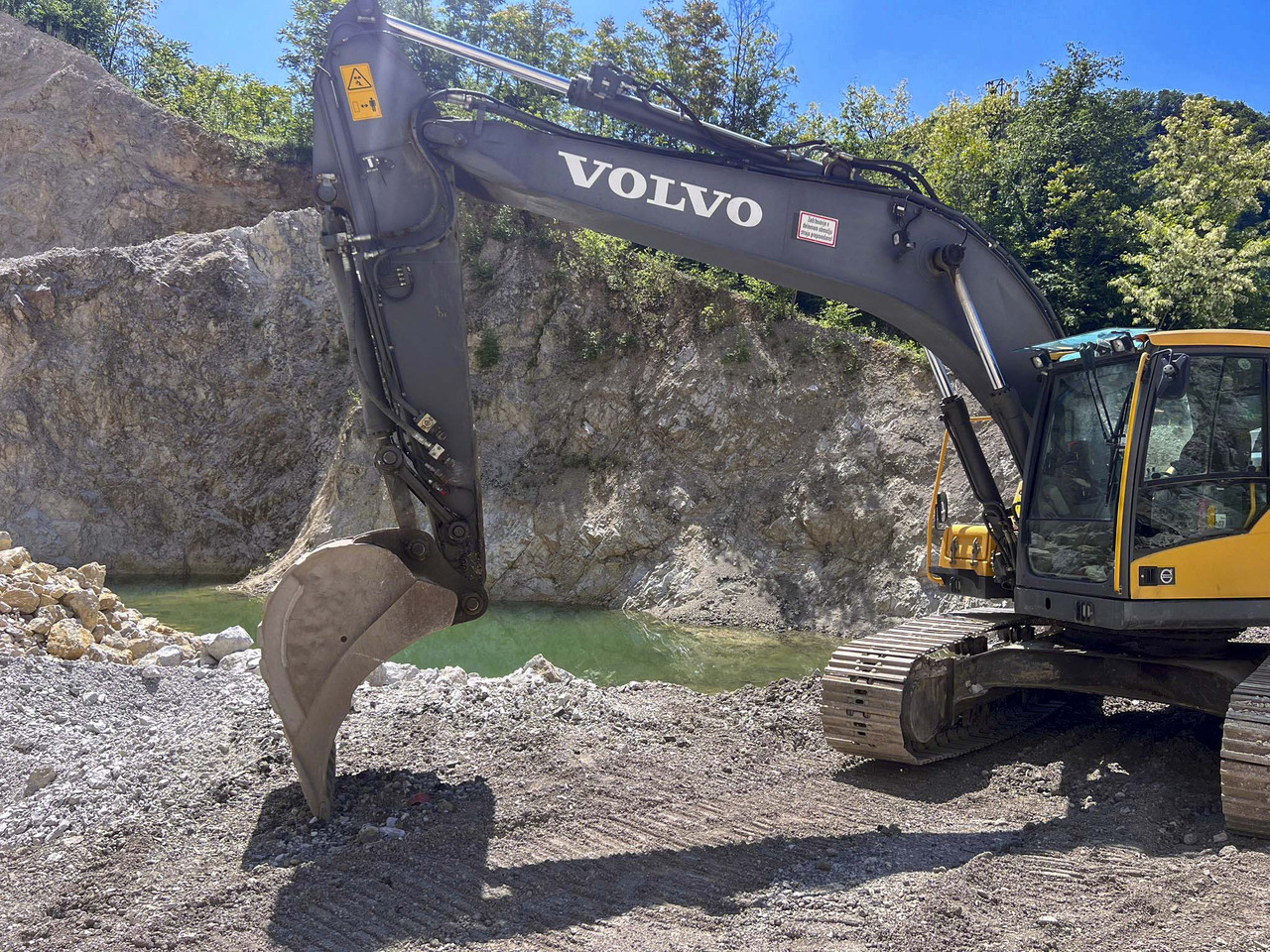 Volvo EC220D - Pelle sur chenille: photos 2 Volvo EC220D - Pelle sur chenille: photos 2