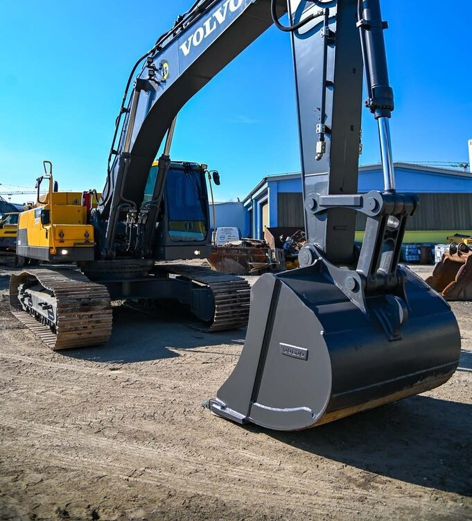 Volvo EC350DL - Pelle sur chenille: photos 5 Volvo EC350DL - Pelle sur chenille: photos 5