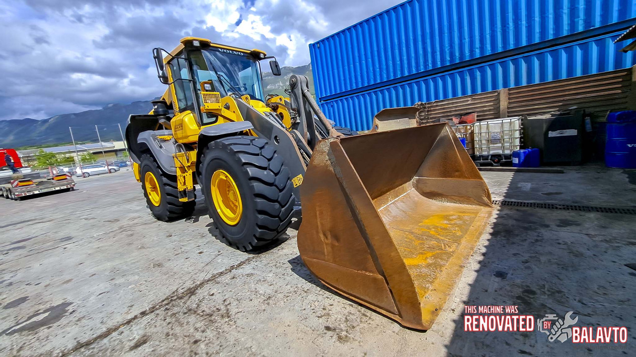 Volvo L120H - Chargeuse sur pneus: photos 4 Volvo L120H - Chargeuse sur pneus: photos 4