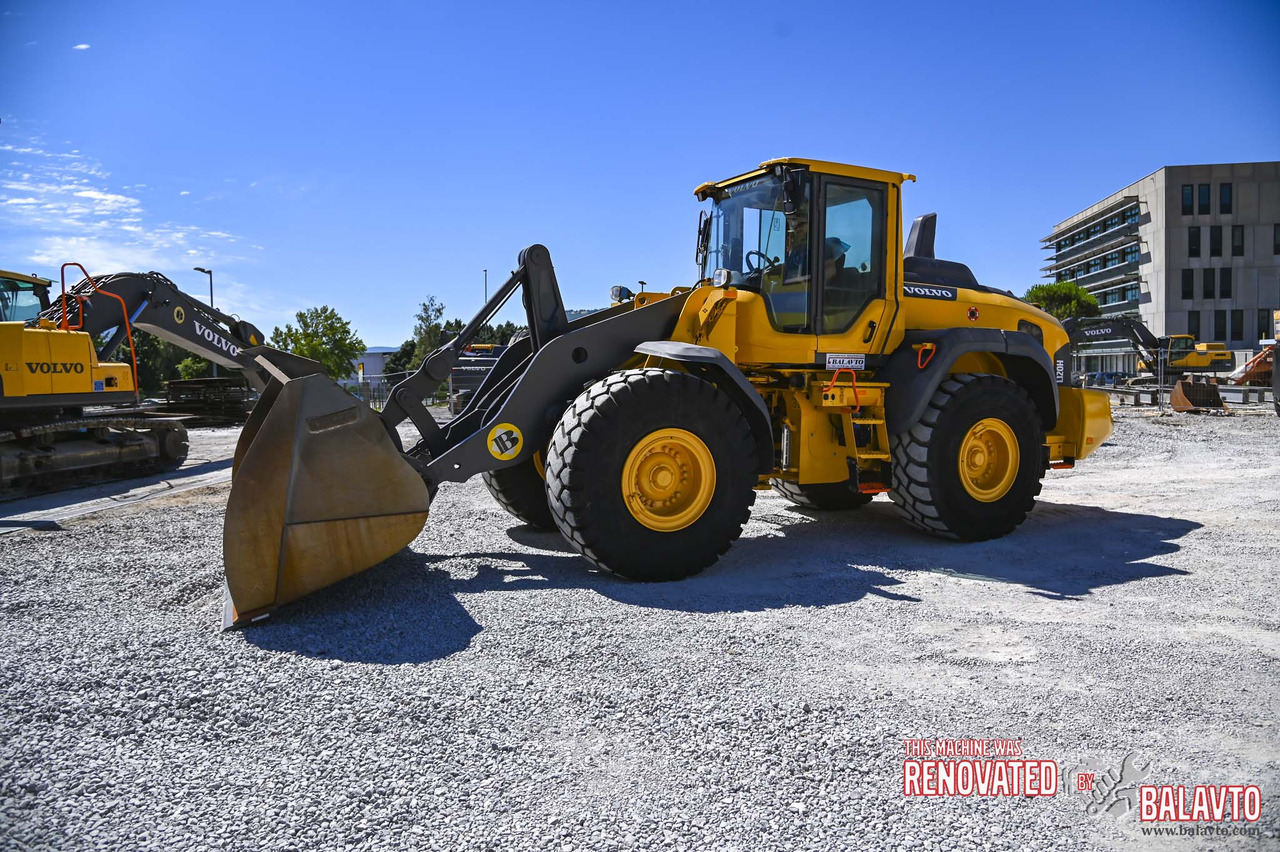 Volvo L120H - Chargeuse sur pneus: photos 2 Volvo L120H - Chargeuse sur pneus: photos 2