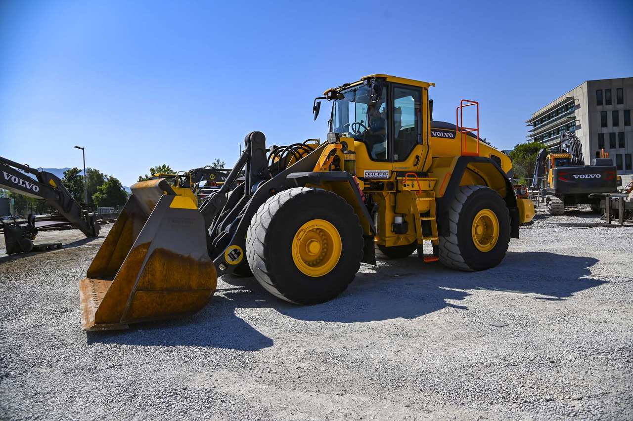 Volvo L150H - Chargeuse sur pneus: photos 2 Volvo L150H - Chargeuse sur pneus: photos 2