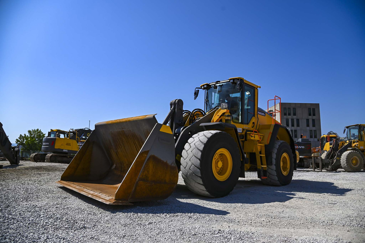 Volvo L150H - Chargeuse sur pneus: photos 1 Volvo L150H - Chargeuse sur pneus: photos 1
