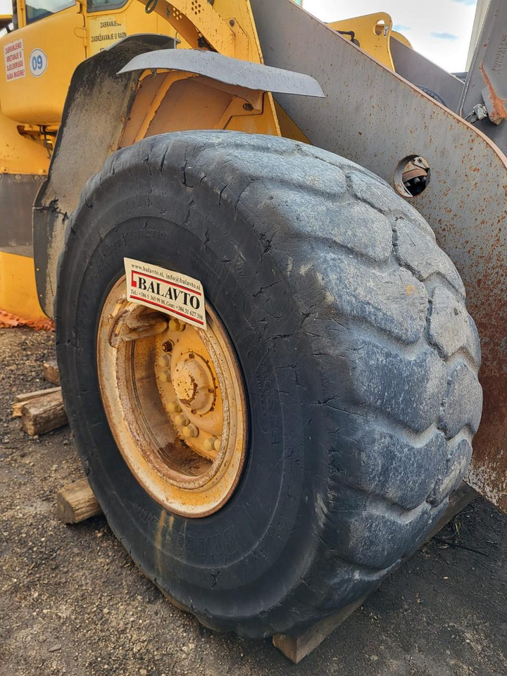 Volvo rims - Jante pour Chargeuse: photos 5 Volvo rims - Jante pour Chargeuse: photos 5