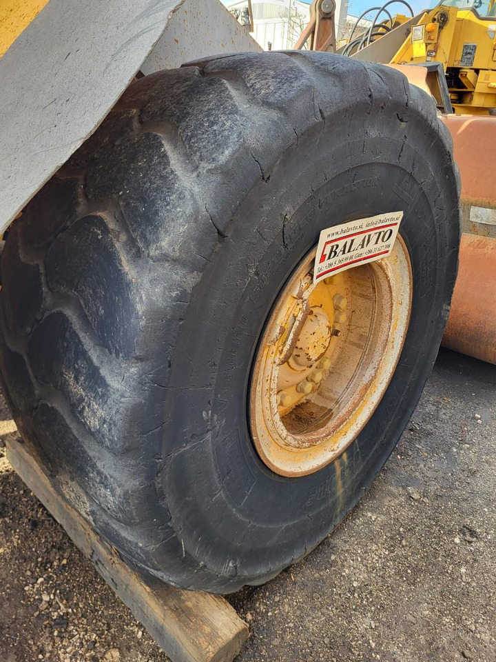 Volvo rims - Jante pour Chargeuse: photos 4 Volvo rims - Jante pour Chargeuse: photos 4