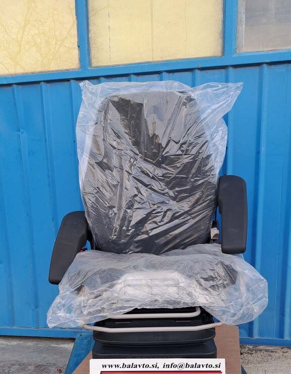 Volvo seat 11309082 for Volvo L45F, L45G, L45H, L50F, L50G, L50H - Siège pour Chargeuse sur pneus: photos 1 Volvo seat 11309082 for Volvo L45F, L45G, L45H, L50F, L50G, L50H - Siège pour Chargeuse sur pneus: photos 1