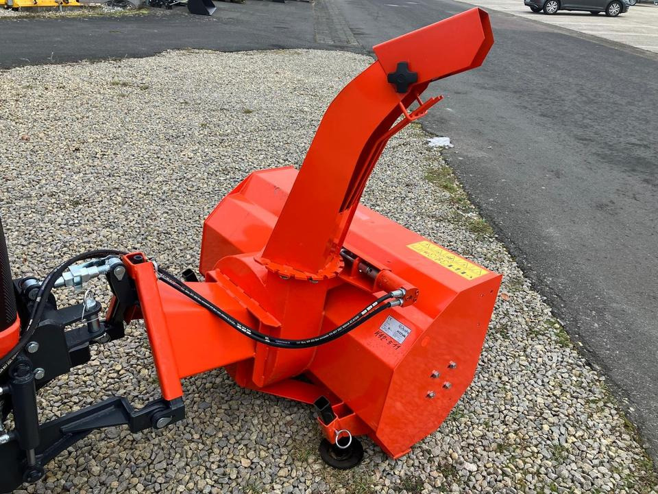 Kubota Kova Anbau-Schneefräse L1101 WA für Kleintraktor 1,12m - Souffleuse à neige: photos 5 Kubota Kova Anbau-Schneefräse L1101 WA für Kleintraktor 1,12m - Souffleuse à neige: photos 5