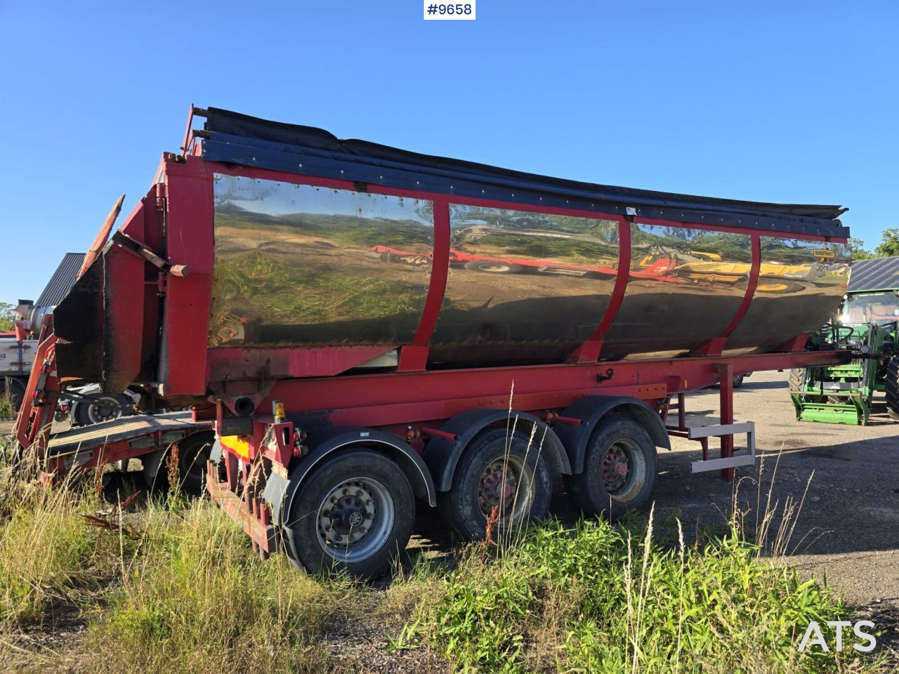 Asphalt trailer Parator STI 17-24 - Semi-remorque benne, Travaux routiers: photos 3 Asphalt trailer Parator STI 17-24 - Semi-remorque benne, Travaux routiers: photos 3