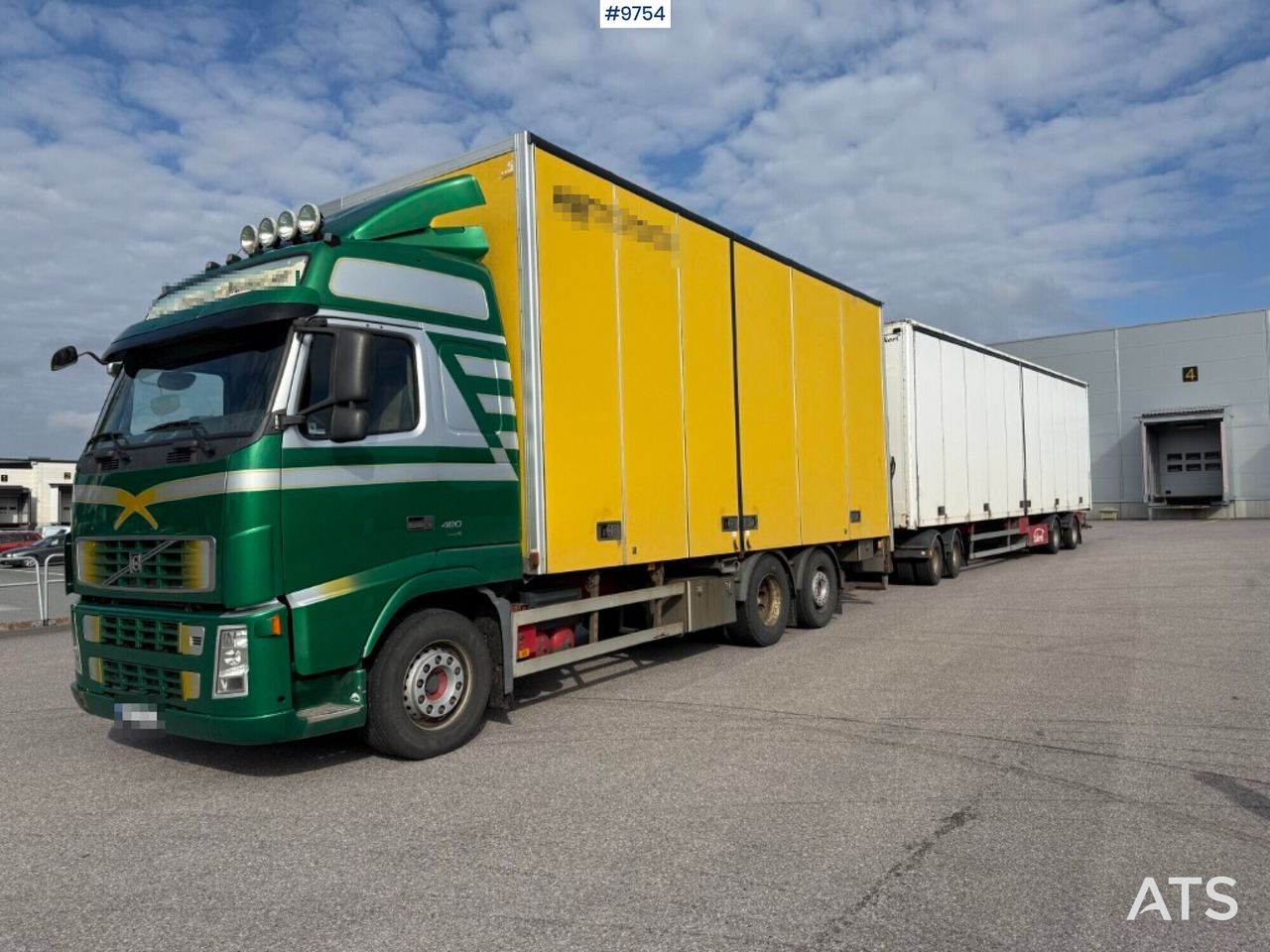 Box Truck Volvo FH 480 with 4-axle Ekeri trailer (VIDEO) - Camion fourgon: photos 1 Box Truck Volvo FH 480 with 4-axle Ekeri trailer (VIDEO) - Camion fourgon: photos 1
