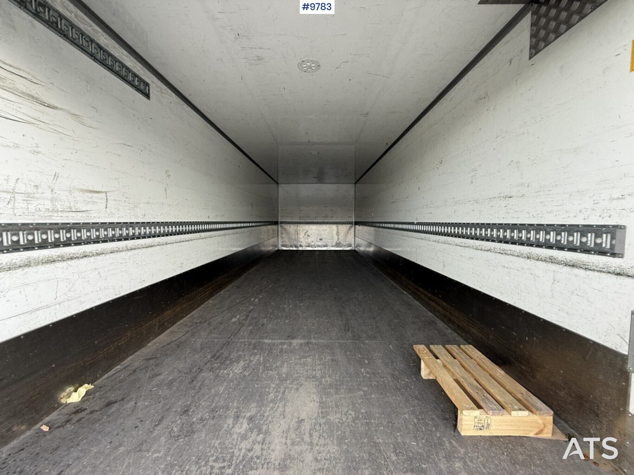 Camion fourgon Box truck Scania P280 gas-powered: photos 6 Camion fourgon Box truck Scania P280 gas-powered: photos 6