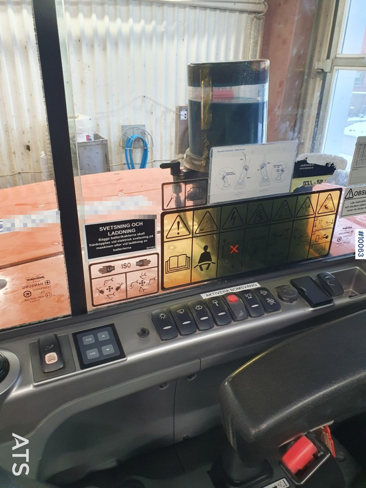 Pelle sur chenille Doosan DX85R-3 Crawler Excavator with tiltrotator and attachments: photos 13 Pelle sur chenille Doosan DX85R-3 Crawler Excavator with tiltrotator and attachments: photos 13