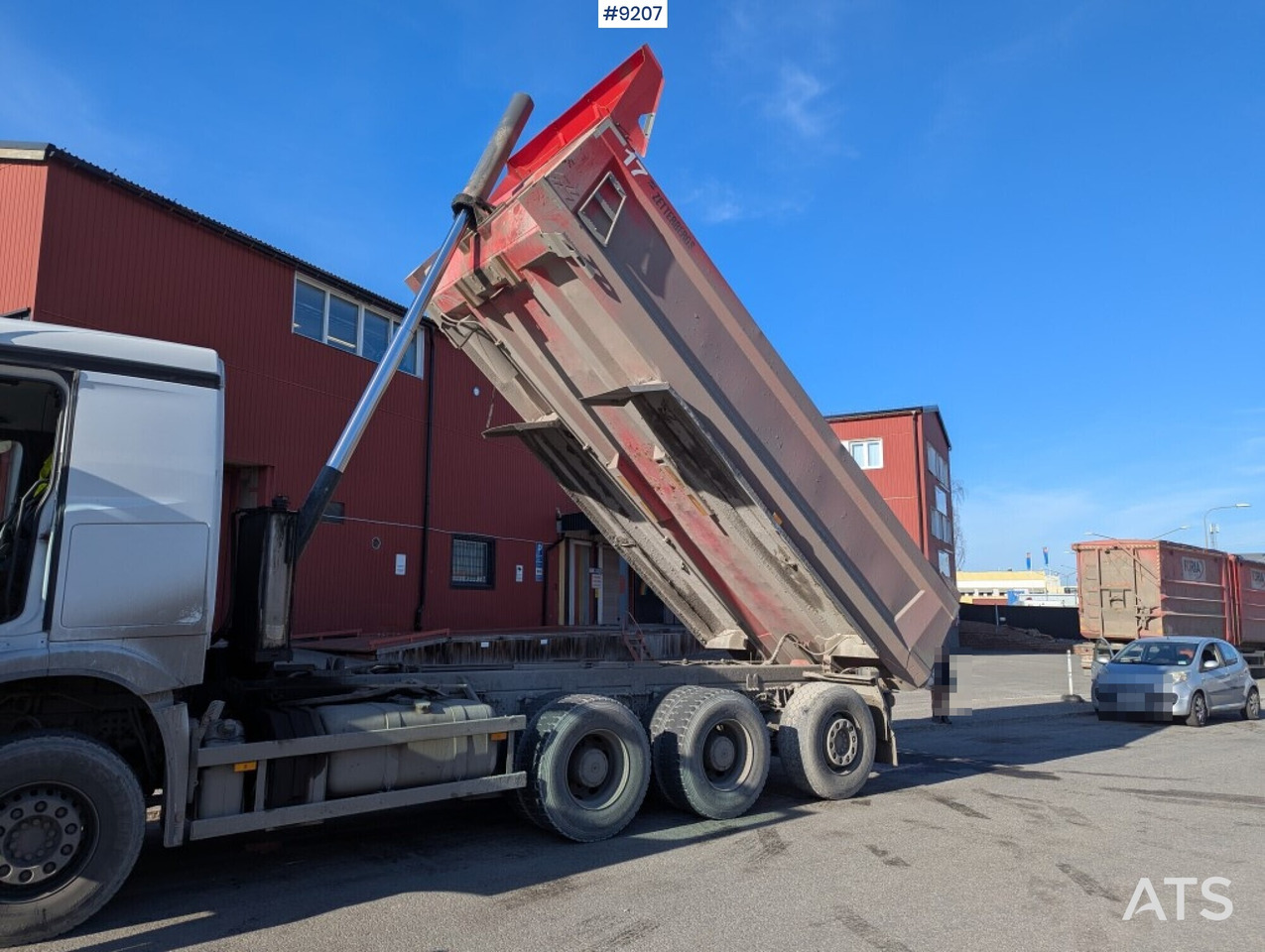 Dump / tipper truck Mercedes Benz Arocs 3253 8X4 - Camion benne: photos 5 Dump / tipper truck Mercedes Benz Arocs 3253 8X4 - Camion benne: photos 5