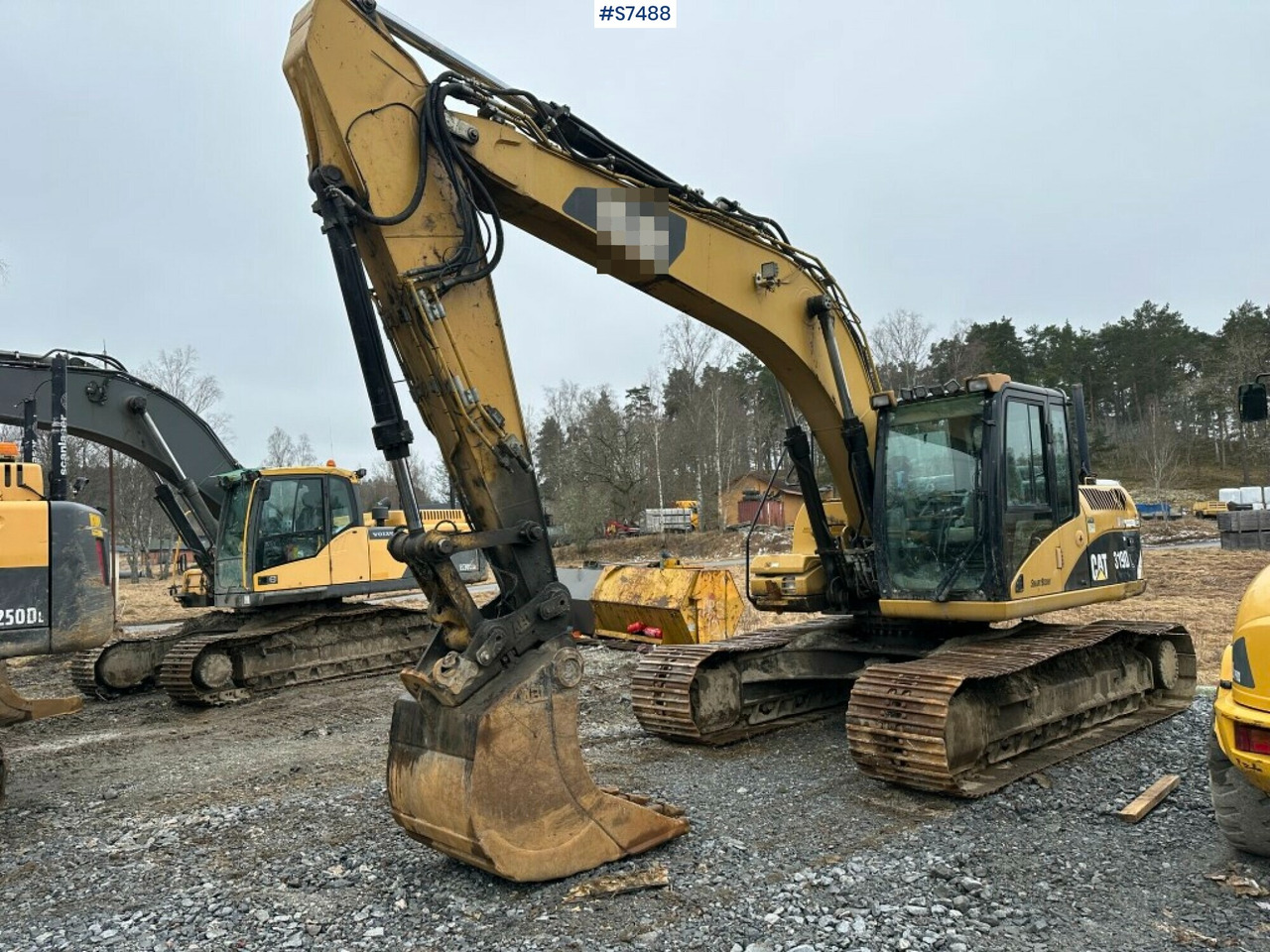 Excavator CAT 319D with rotor, digging system and gear - Pelle sur chenille: photos 1 Excavator CAT 319D with rotor, digging system and gear - Pelle sur chenille: photos 1