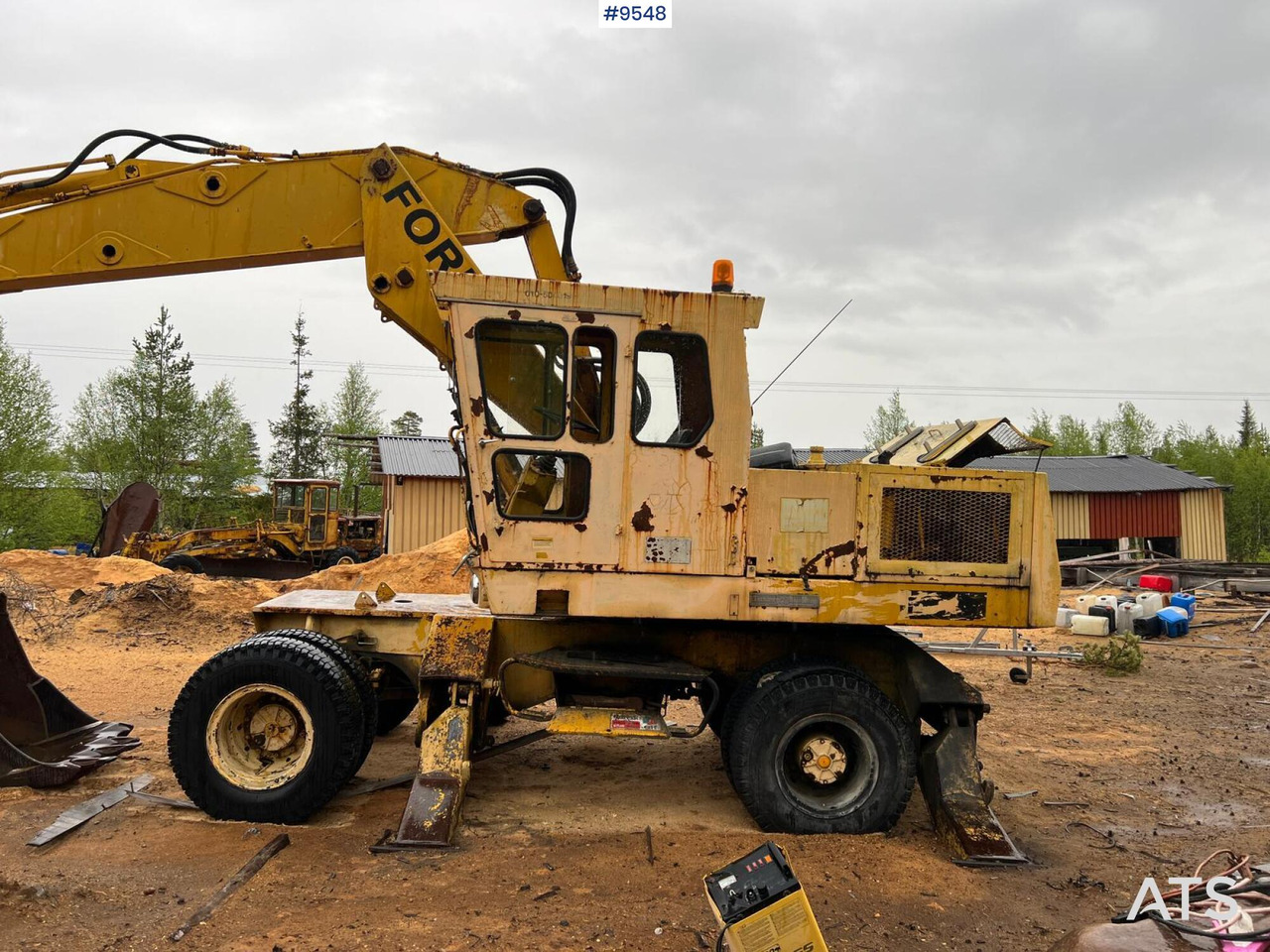FORD Wheel excavator - Pelle sur pneus: photos 5 FORD Wheel excavator - Pelle sur pneus: photos 5