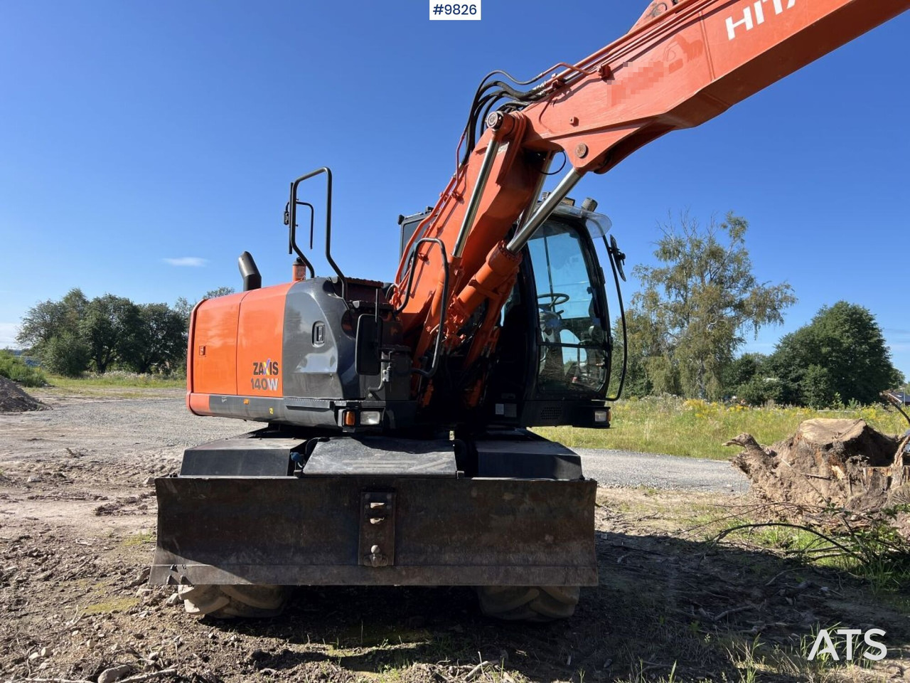 Hitachi ZX140 W-5B with rotor and planer bucket - Pelle sur pneus: photos 4 Hitachi ZX140 W-5B with rotor and planer bucket - Pelle sur pneus: photos 4