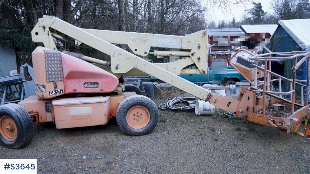 JLG 45ELECTRIC Boom lift Repair Object - Nacelle: photos 1 JLG 45ELECTRIC Boom lift Repair Object - Nacelle: photos 1