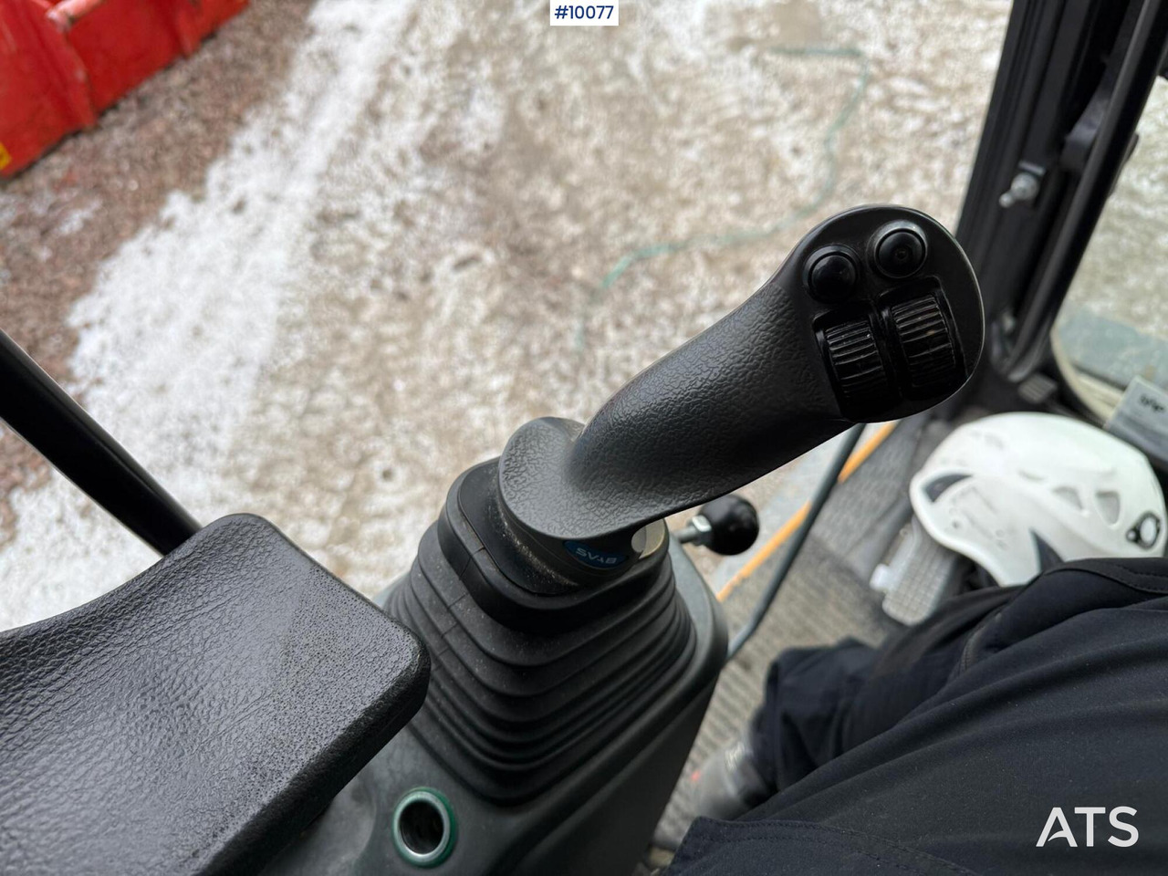 Pelle sur pneus LIEBHERR A918 Compact Wheeled excavator: photos 13 Pelle sur pneus LIEBHERR A918 Compact Wheeled excavator: photos 13